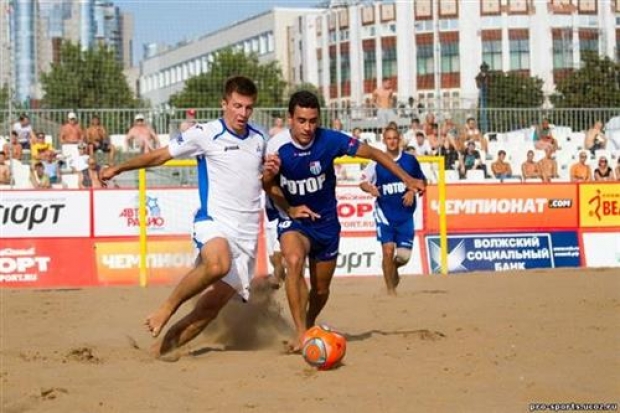 Волгоградцев ждет пляжный футбол Волгоградцев ждет пляжный футбол