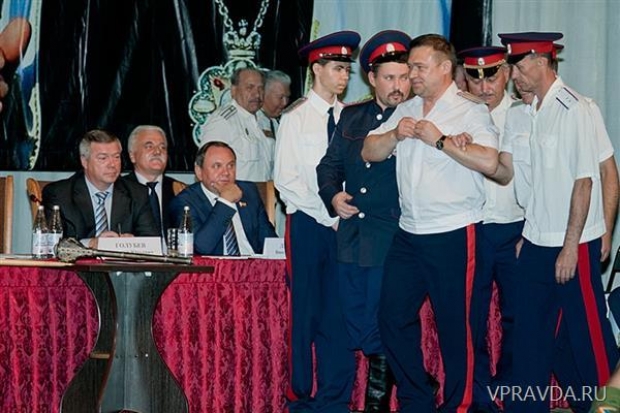 Казаки выбрали нового атамана Казаки выбрали нового атамана