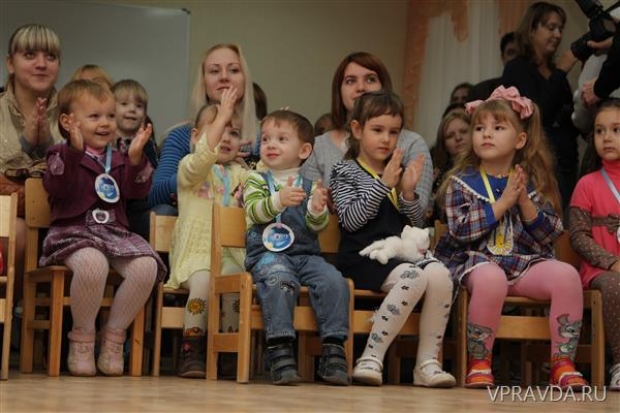 Встретились «Солнышки» и «Капитошки» Встретились «Солнышки» и «Капитошки»