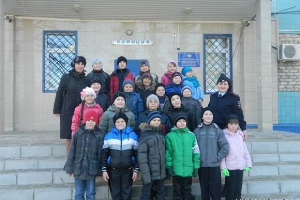 Николаевские школьники побывали на экскурсии в полиции Николаевские школьники побывали на экскурсии в полиции