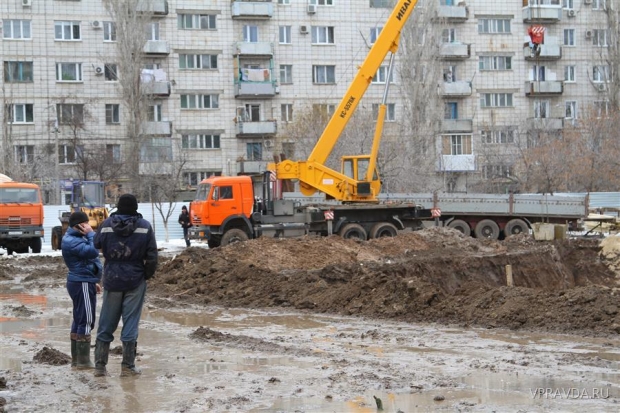 Застройщики обозначают сроки окончания строительства заведомо меньшие, чем те, которых требует соблюдение строительных технологий Застройщики обозначают сроки окончания строительства заведомо меньшие, чем те, которых требует соблюдение строительных технологий