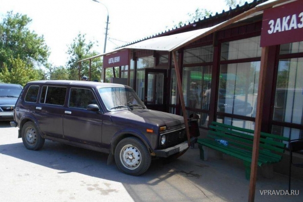 бабушка, кладбище, автоледи, лавочка бабушка, кладбище, автоледи, лавочка