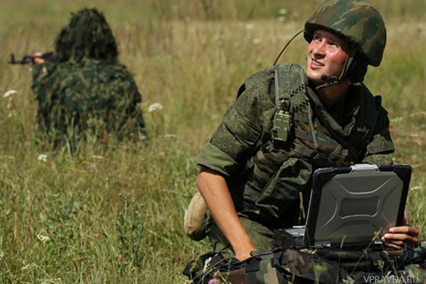 В ходе испытаний новой техники военнослужащие проведут ряд радиотренировок в различных диапазонах частот В ходе испытаний новой техники военнослужащие проведут ряд радиотренировок в различных диапазонах частот
