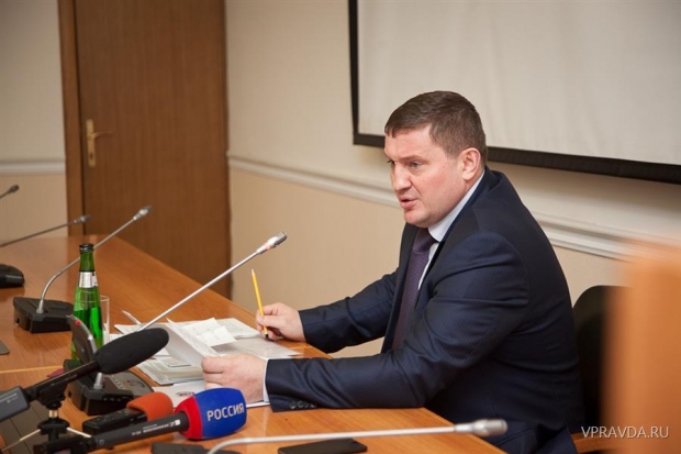 Ультиматум губернатора городским властям:или работайте как следует, или уходите Ультиматум губернатора городским властям:или работайте как следует, или уходите