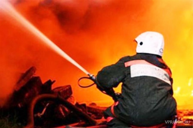 В Волгоградской области ищут поджигателей Жирновского районного суда В Волгоградской области ищут поджигателей Жирновского районного суда