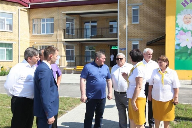 Андрей Бочаров посетил Михайловку с рабочим визитом Андрей Бочаров посетил Михайловку с рабочим визитом