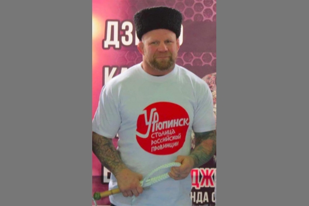 Теперь Джефф еще и казак! Теперь Джефф еще и казак!