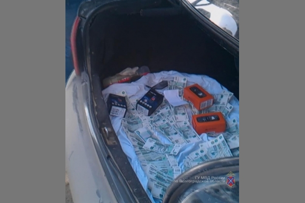 В Волгограде сотрудник СИЗО задержан за взятку в 170 тысяч рублей В Волгограде сотрудник СИЗО задержан за взятку в 170 тысяч рублей