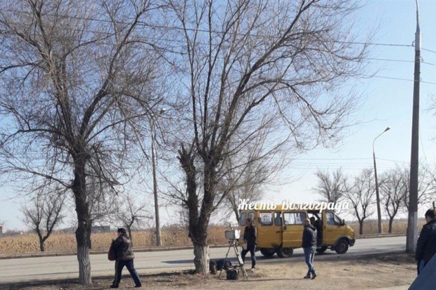 Пенсионерка попала под колеса маршрутки на юге Волгограда Пенсионерка попала под колеса маршрутки на юге Волгограда