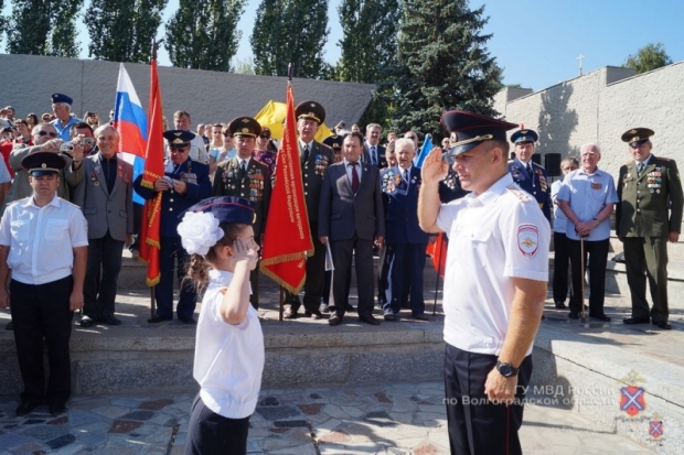 На Мамаевом кургане приняли присягу 240 кадетов полицейских классов