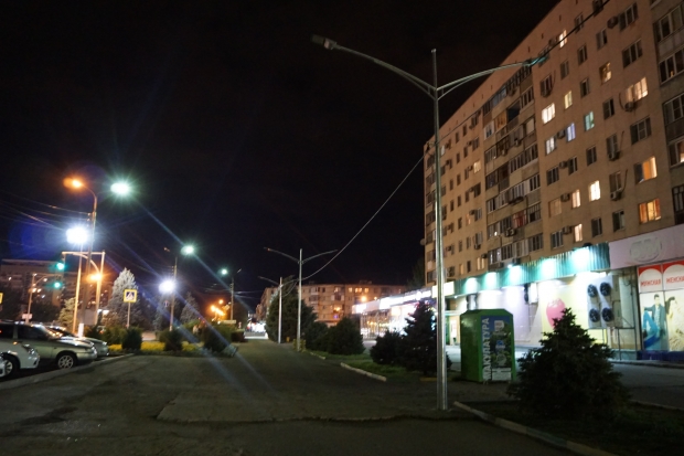 В Волжском установили новую линию светодиодных фонарей В Волжском установили новую линию светодиодных фонарей