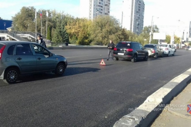 Два ребенка пострадали в массовой аварии в Волгограде Два ребенка пострадали в массовой аварии в Волгограде