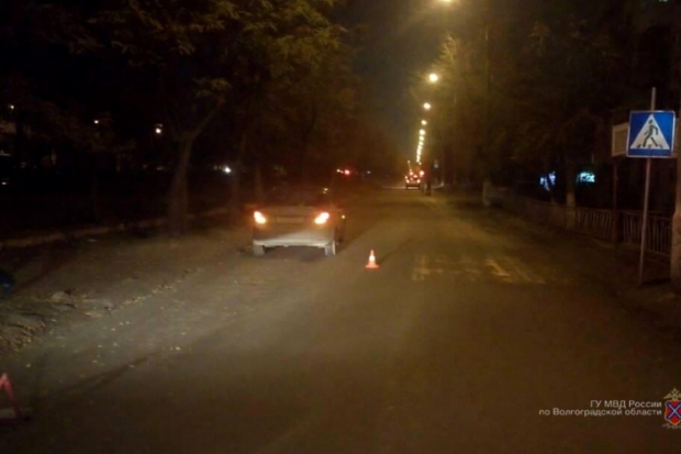В Волгограде под колеса иномарки попал школьник В Волгограде под колеса иномарки попал школьник