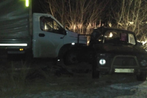 ДТП на трассе во Фроловском районе: двое погибли, один ранен ДТП на трассе во Фроловском районе: двое погибли, один ранен