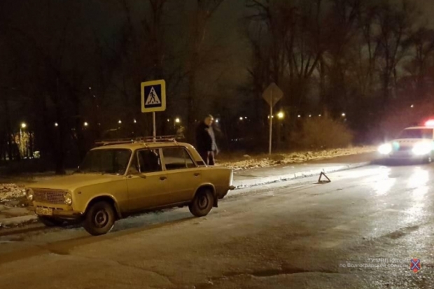 В Волгограде пенсионер на «копейке» сбил 13-летнюю девочку В Волгограде пенсионер на «копейке» сбил 13-летнюю девочку