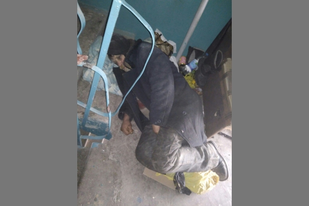 Жители Волгограда пытаются найти дом бомжу Жители Волгограда пытаются найти дом бомжу