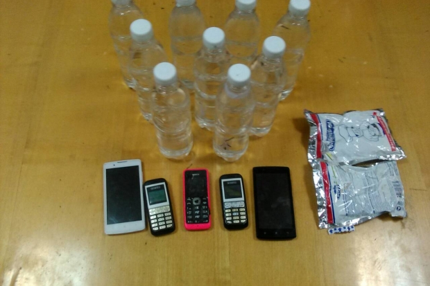 Волгоградец передал в колонию пять мобильников и 4,5 литра спирта Волгоградец передал в колонию пять мобильников и 4,5 литра спирта