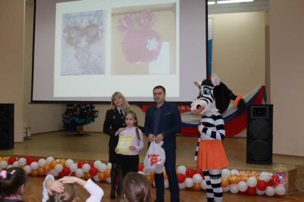 Школьники из Волгограда попробовали себя в роли модельеров Школьники из Волгограда попробовали себя в роли модельеров