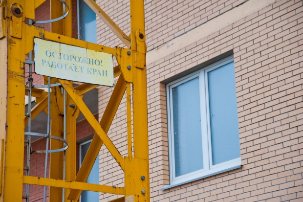 В Волжском не смогли оградить стройку из-за отсутствия нужных бумаг В Волжском не смогли оградить стройку из-за отсутствия нужных бумаг