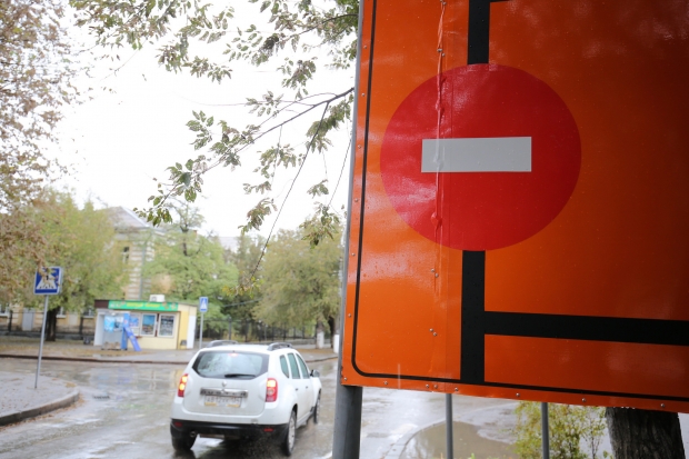 На Пасху в Волгограде запретят стоянку около кладбищ и перекроют улицы На Пасху в Волгограде запретят стоянку около кладбищ и перекроют улицы