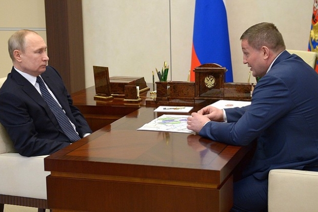 Владимир Путин поручил максимально быстро помочь пострадавшим от паводка Владимир Путин поручил максимально быстро помочь пострадавшим от паводка