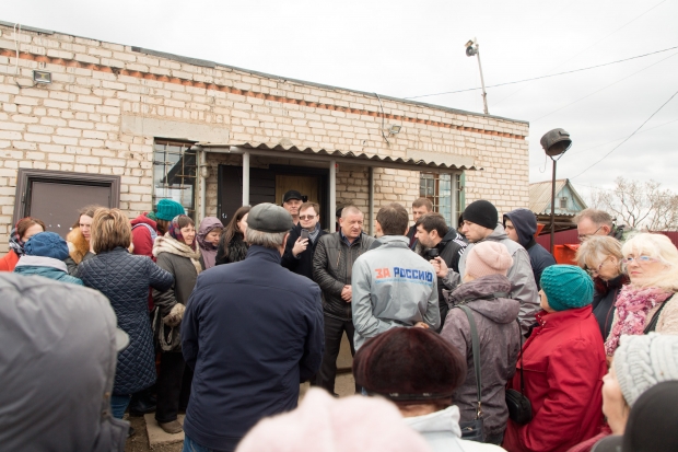 В Волжском из-за конфликта в СНТ дачники остались без воды и света В Волжском из-за конфликта в СНТ дачники остались без воды и света