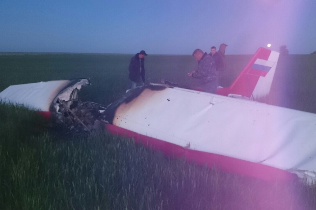 Над Волгоградской областью разбился самолет: 41-летний пилот погиб Над Волгоградской областью разбился самолет: 41-летний пилот погиб