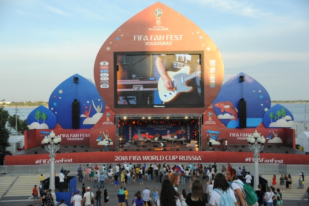 15 июля на фан-фесте FIFA в Волгограде выступит группа Kadebostany 15 июля на фан-фесте FIFA в Волгограде выступит группа Kadebostany