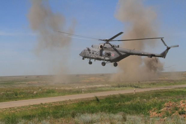 Под Волгоградом эвакуировали «раненых» на вертолетах Под Волгоградом эвакуировали «раненых» на вертолетах