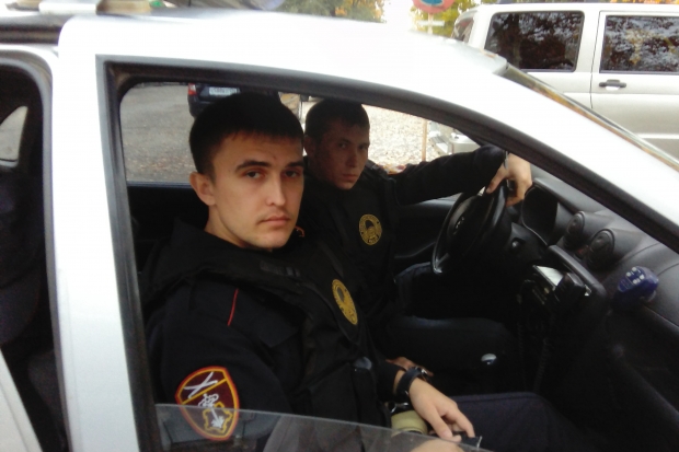 Росгвардейцы оперативно вернули автовладельцу похищенный автомобиль Росгвардейцы оперативно вернули автовладельцу похищенный автомобиль