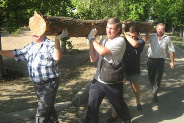 По армейскому порядку По армейскому порядку