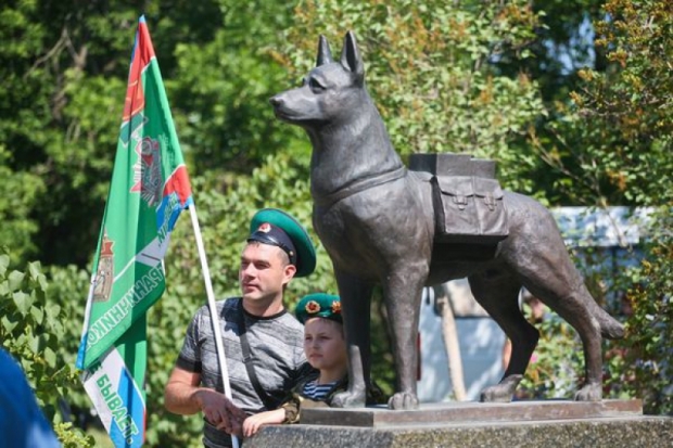 Свой профессиональный праздник отметили волгоградские пограничники Свой профессиональный праздник отметили волгоградские пограничники
