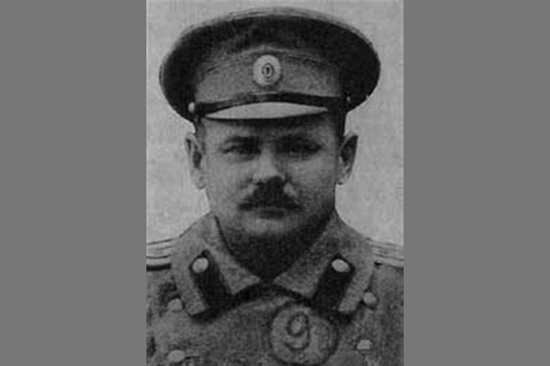 Кто возглавил штурм Зимнего?