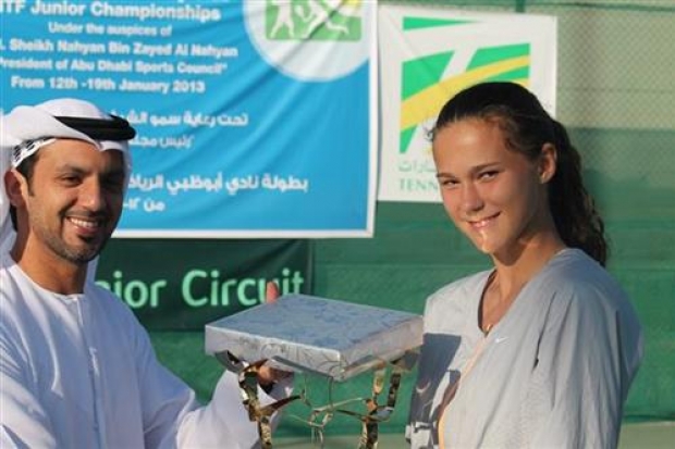15-летняя Наталья Вихлянцева выиграла юниорский чемпионат столицы ОАЭ 15-летняя Наталья Вихлянцева выиграла юниорский чемпионат столицы ОАЭ