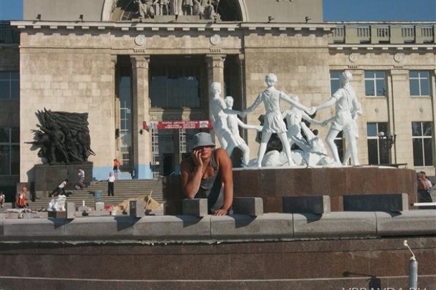 "Детский хоровод" подвело стекловолокно "Детский хоровод" подвело стекловолокно