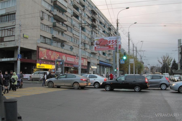 В Волгограде планируют увеличить пропускную способность улиц В Волгограде планируют увеличить пропускную способность улиц