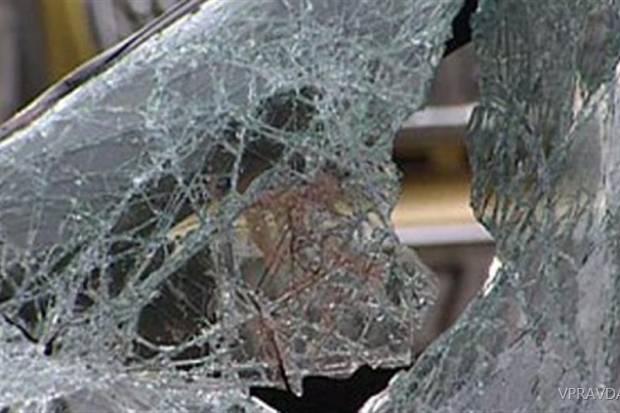 Из зависти волгоградец разгромил авто своего коллеги Из зависти волгоградец разгромил авто своего коллеги