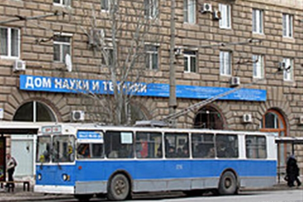 троллейбус пассажир пьяный дом техники троллейбус пассажир пьяный дом техники