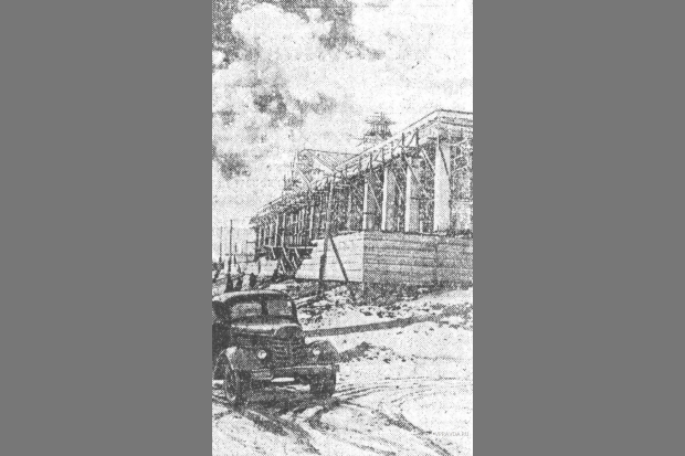 Строительство речного павильона, март 1952