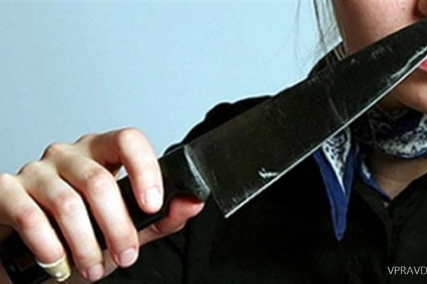 семейная драма, нож, женщина семейная драма, нож, женщина