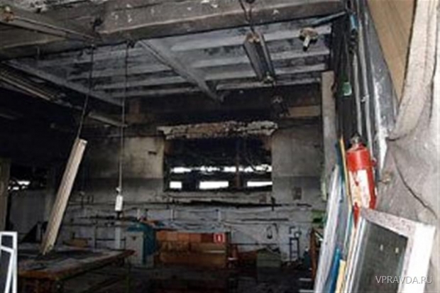 пожар, 52-летний сторож, цех по производству пластиковых окон пожар, 52-летний сторож, цех по производству пластиковых окон