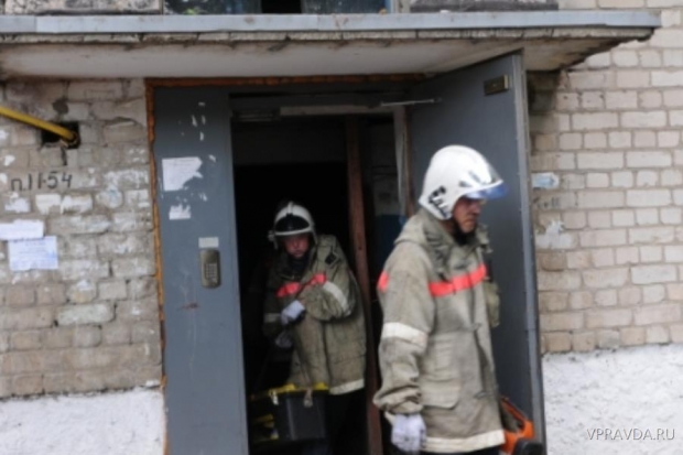 В Волгограде неизвестные устроили пожар в девятиэтажке В Волгограде неизвестные устроили пожар в девятиэтажке