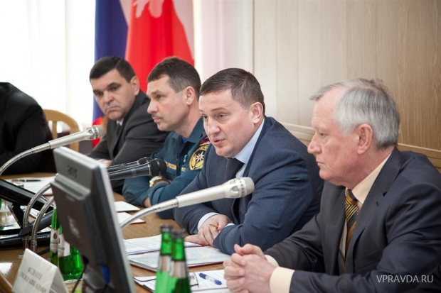 Андрей Бочаров поручил усилить меры безопасности в Волгограде к 9 Мая Андрей Бочаров поручил усилить меры безопасности в Волгограде к 9 Мая