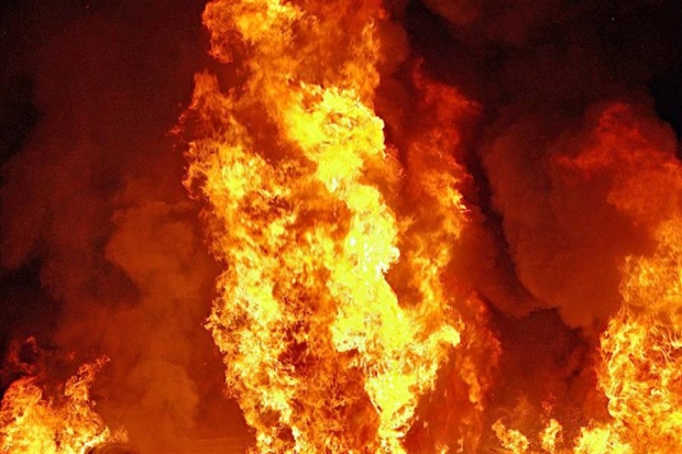 Под Волгоградом игры детей с огнем едва не закончились пожаром Под Волгоградом игры детей с огнем едва не закончились пожаром