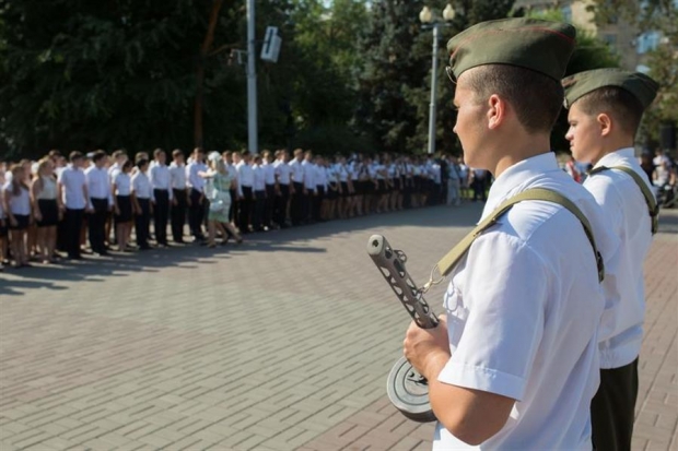 В Волгограде открылась Почетная вахта памяти В Волгограде открылась Почетная вахта памяти