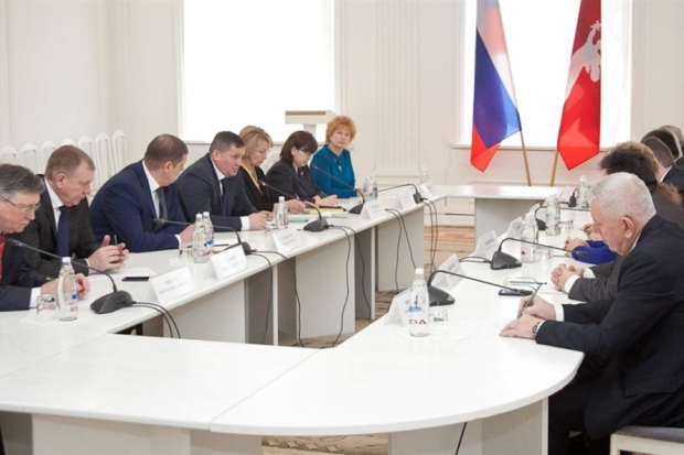 Общественность выбрала семь кандидатов в квалификационную коллегию судей Волгоградской области Общественность выбрала семь кандидатов в квалификационную коллегию судей Волгоградской области