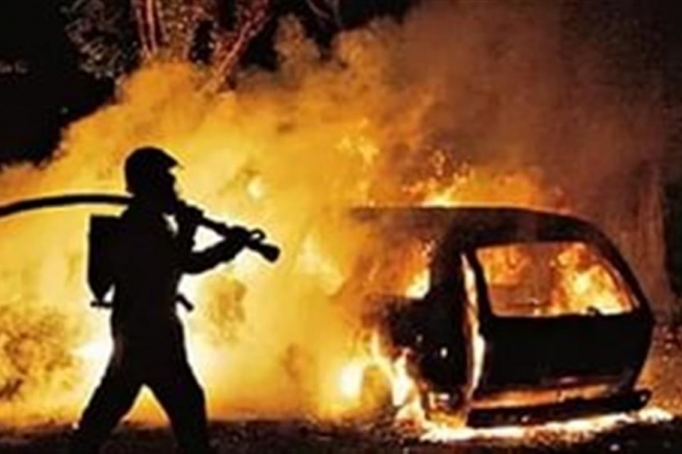 В Волгограде рано утром спалили два «Жигули» В Волгограде рано утром спалили два «Жигули»