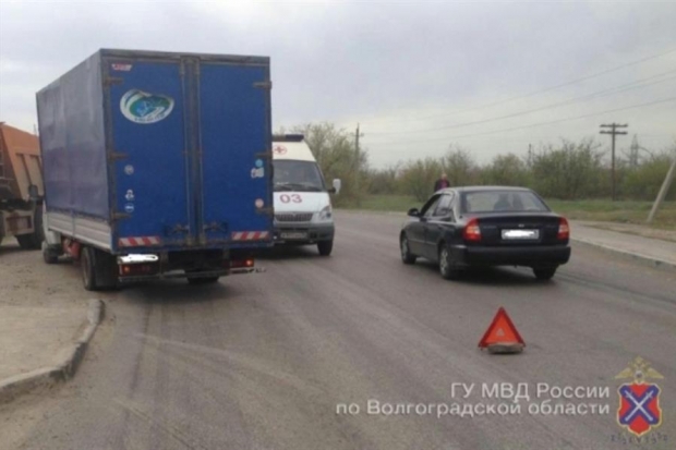 В Волгограде под колесами грузовика погибла 75-летняя женщина В Волгограде под колесами грузовика погибла 75-летняя женщина