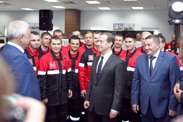 На два шага впереди На два шага впереди