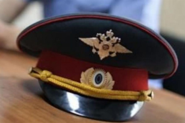 Полицейский в Михайловке применил табельное оружие, чтобы задержать пьяного с топором Полицейский в Михайловке применил табельное оружие, чтобы задержать пьяного с топором
